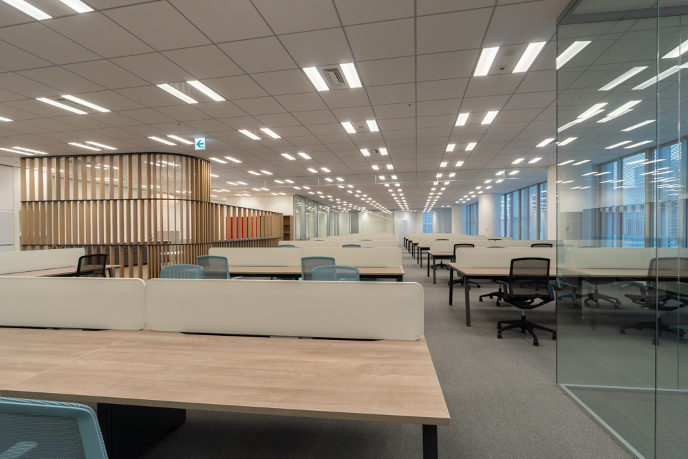 CanadianSolar - Office Interior 4
